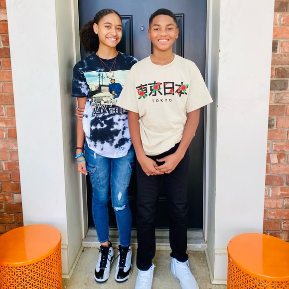 Meet the posher! Yes I have teens! Yes I’m handling it solo! - Picture 3 of 6